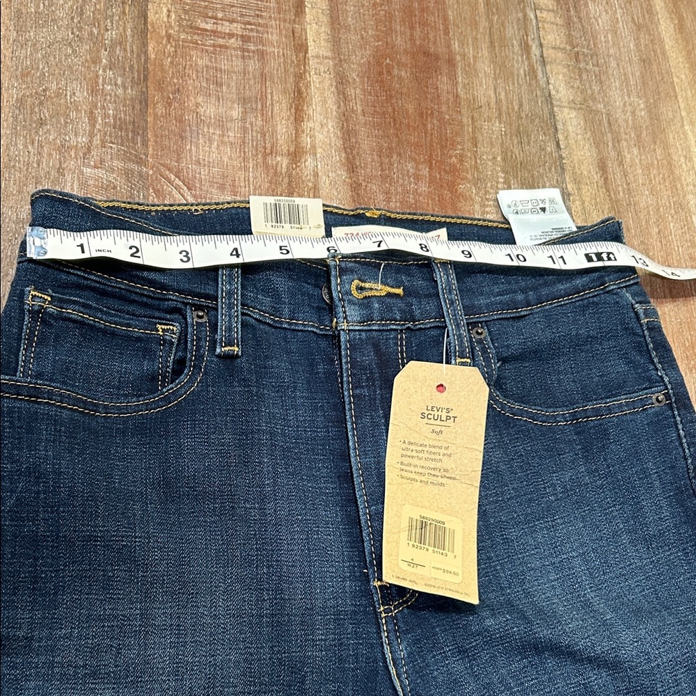 NWT Levi’s 724 High-Rise Straight Cropped Dark Wash Jeans - Picture 2 of 10